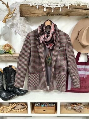 Equestrian Houndstooth boho blazer w country farmhouse southwestern vibe